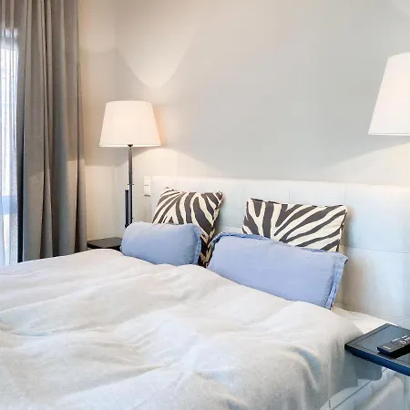 Lägenhet Meerloge -traumwohnung Mit Meerblick In Ruhiger Hanglage-